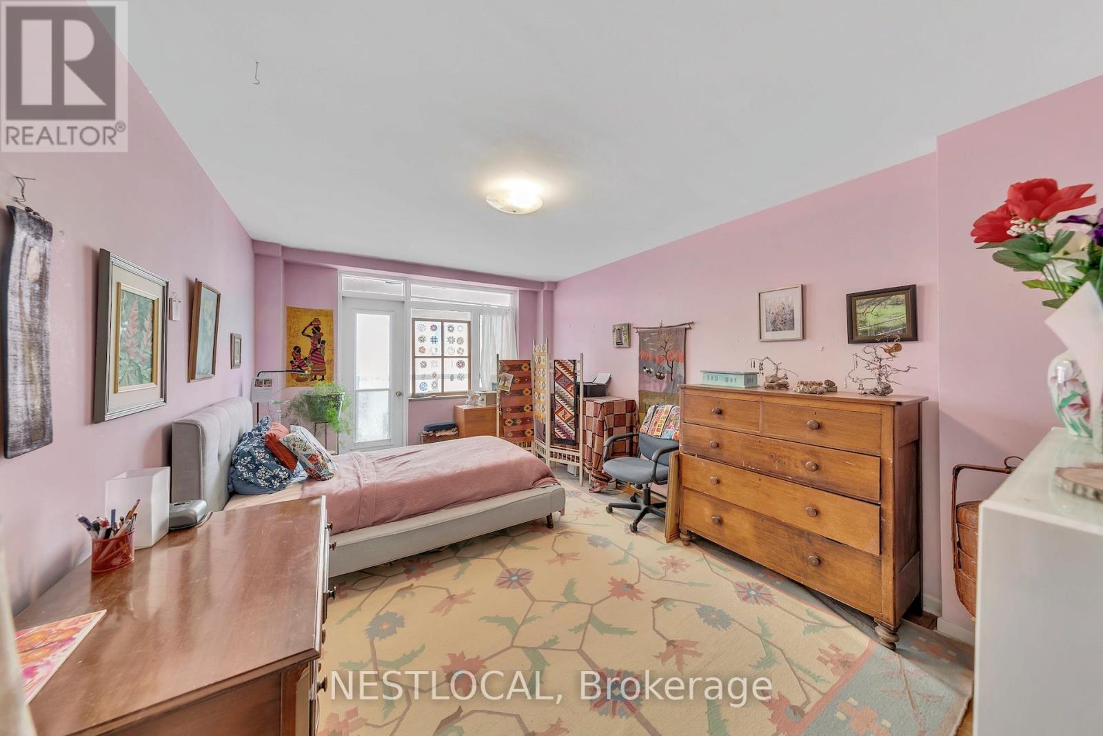 #504 581 AVENUE ROAD AVENUE - 15
