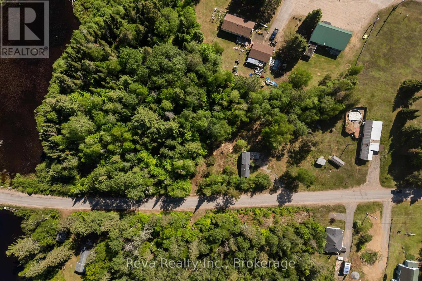 38 BOULTER LAKE ROAD - 38