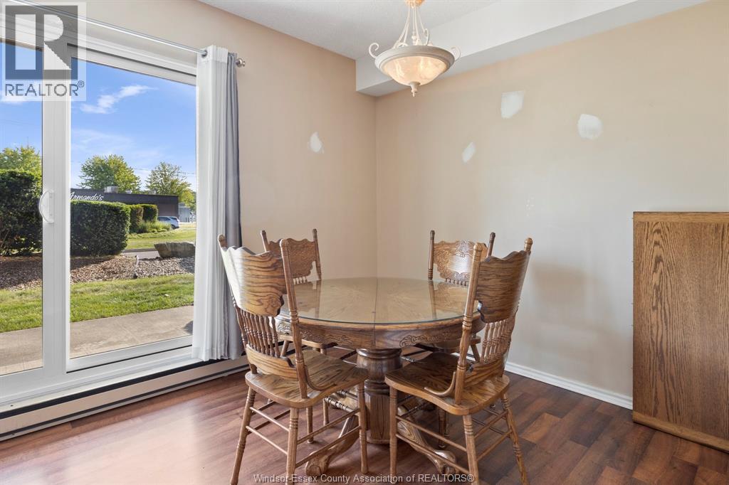 #108E 9099 Riverside DRIVE East - 18