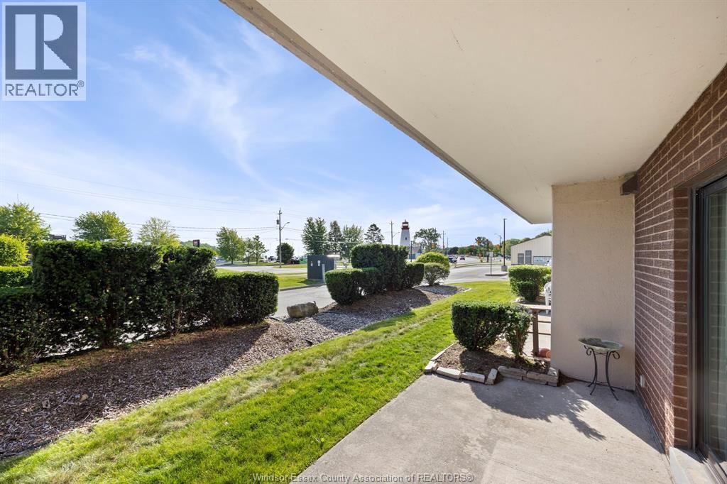 #108E 9099 Riverside DRIVE East - 25