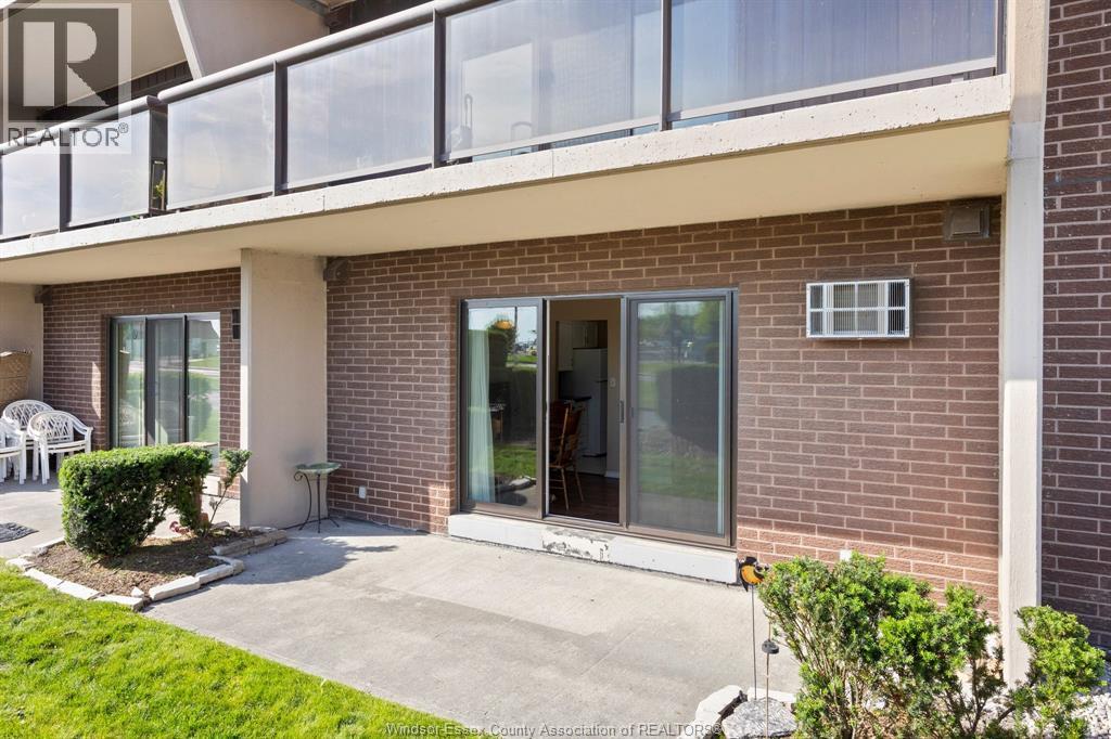 #108E 9099 Riverside DRIVE East - 23