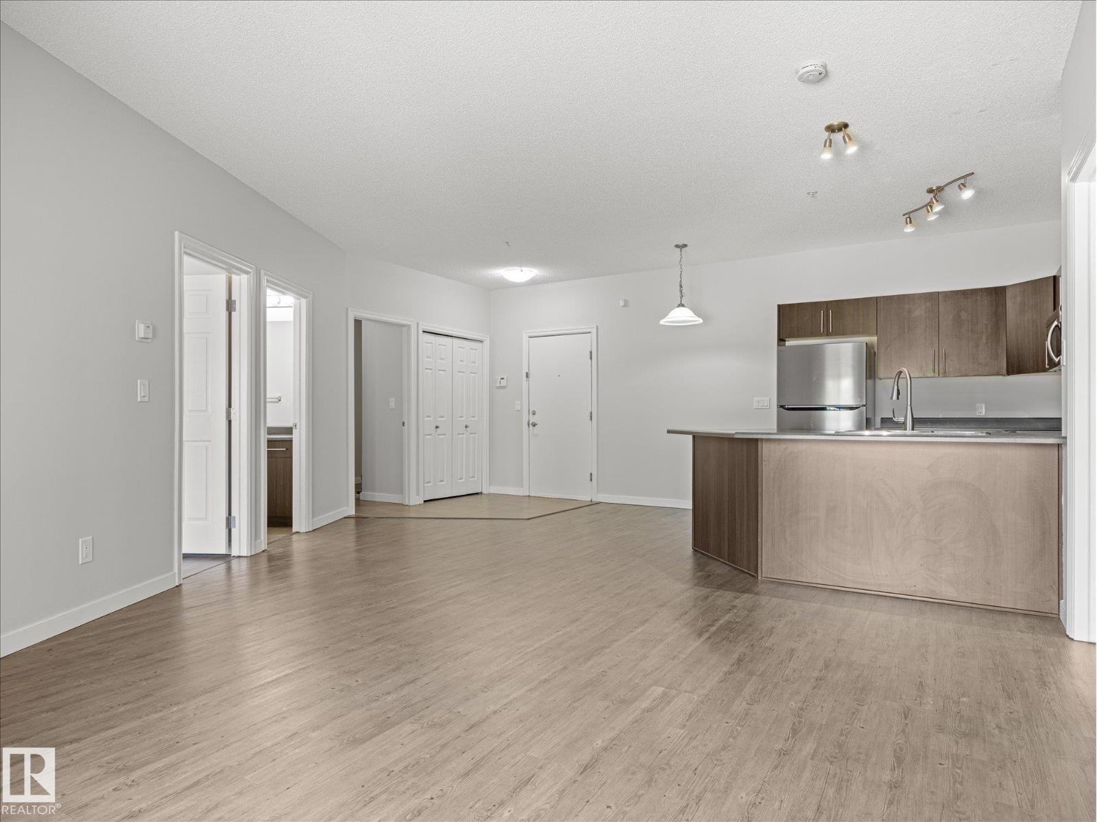 #126 263 MACEWAN RD SW — photo 9