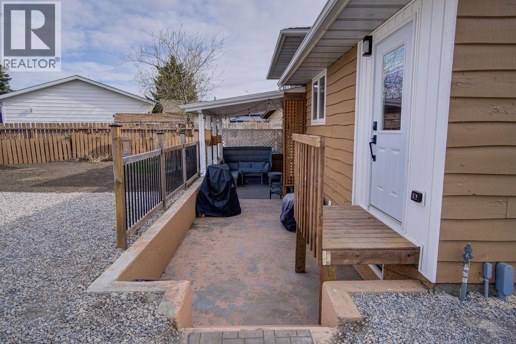 47 Willow Road - 44