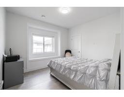 5921 140b Street, Surrey, BC V3X0J3 Photo 24