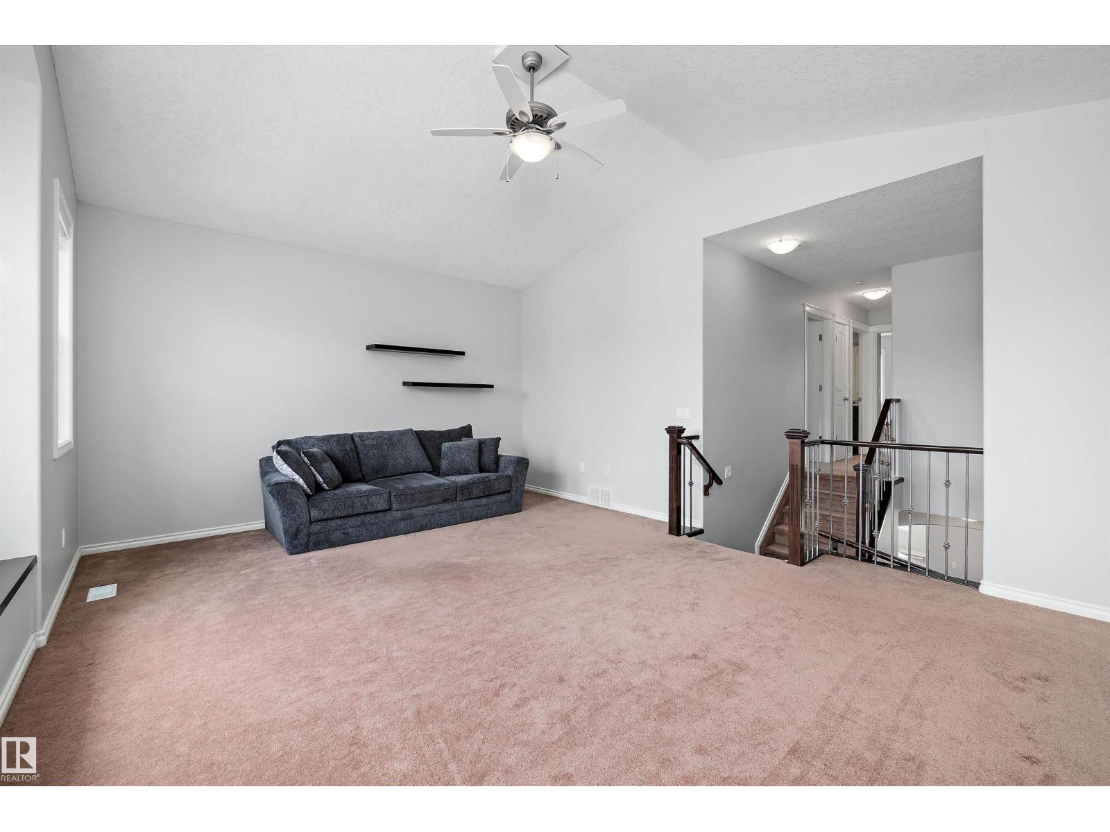 205 MACEWAN RD SW — photo 28