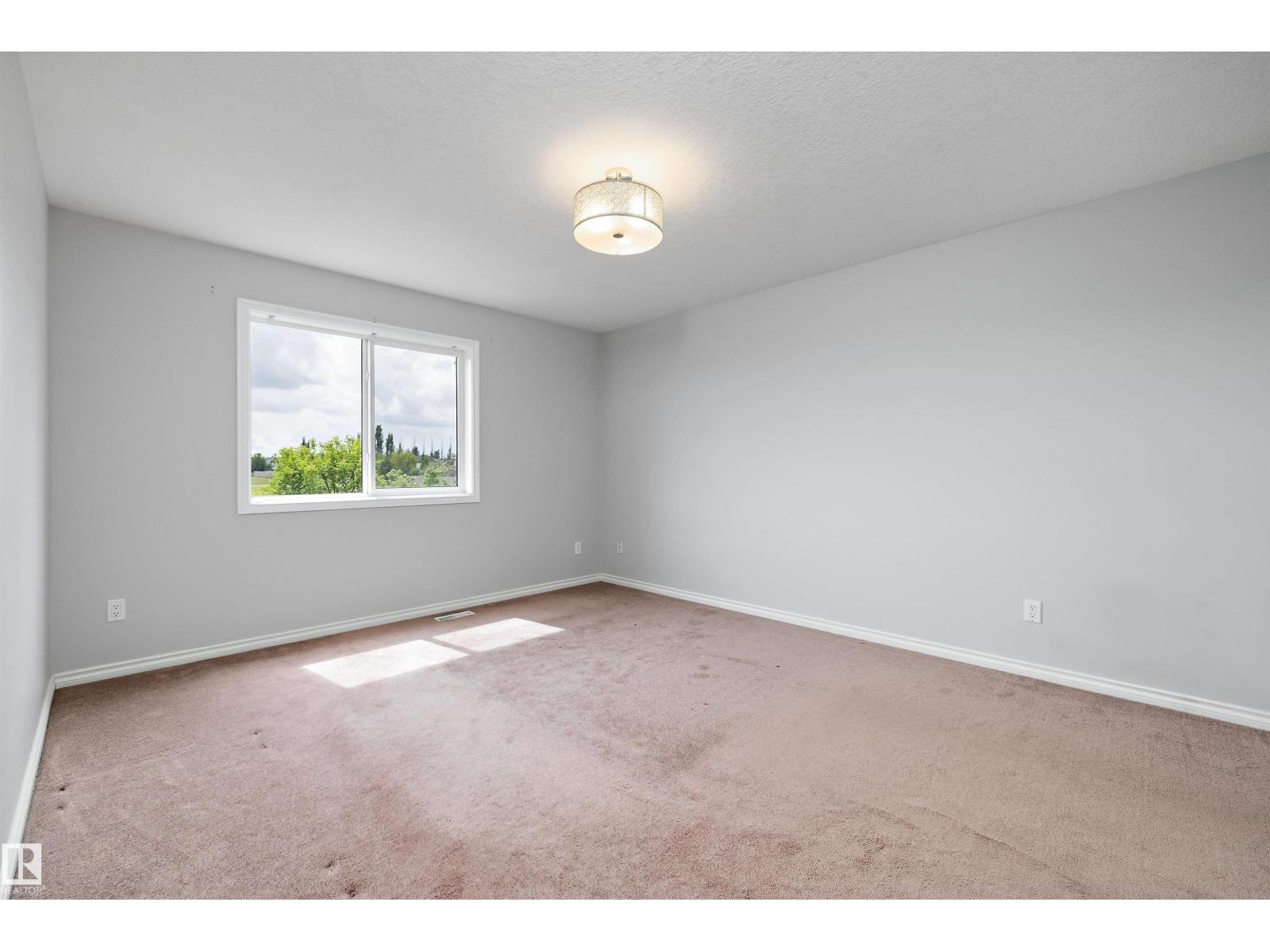 205 MACEWAN RD SW — photo 35