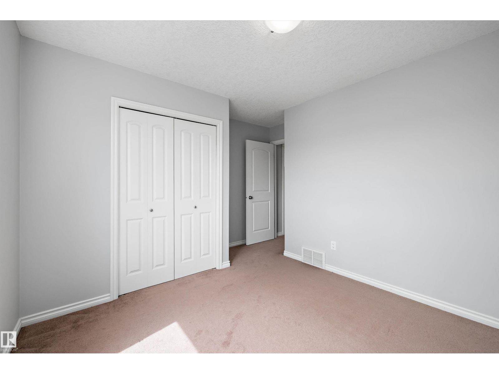 205 MACEWAN RD SW — photo 44