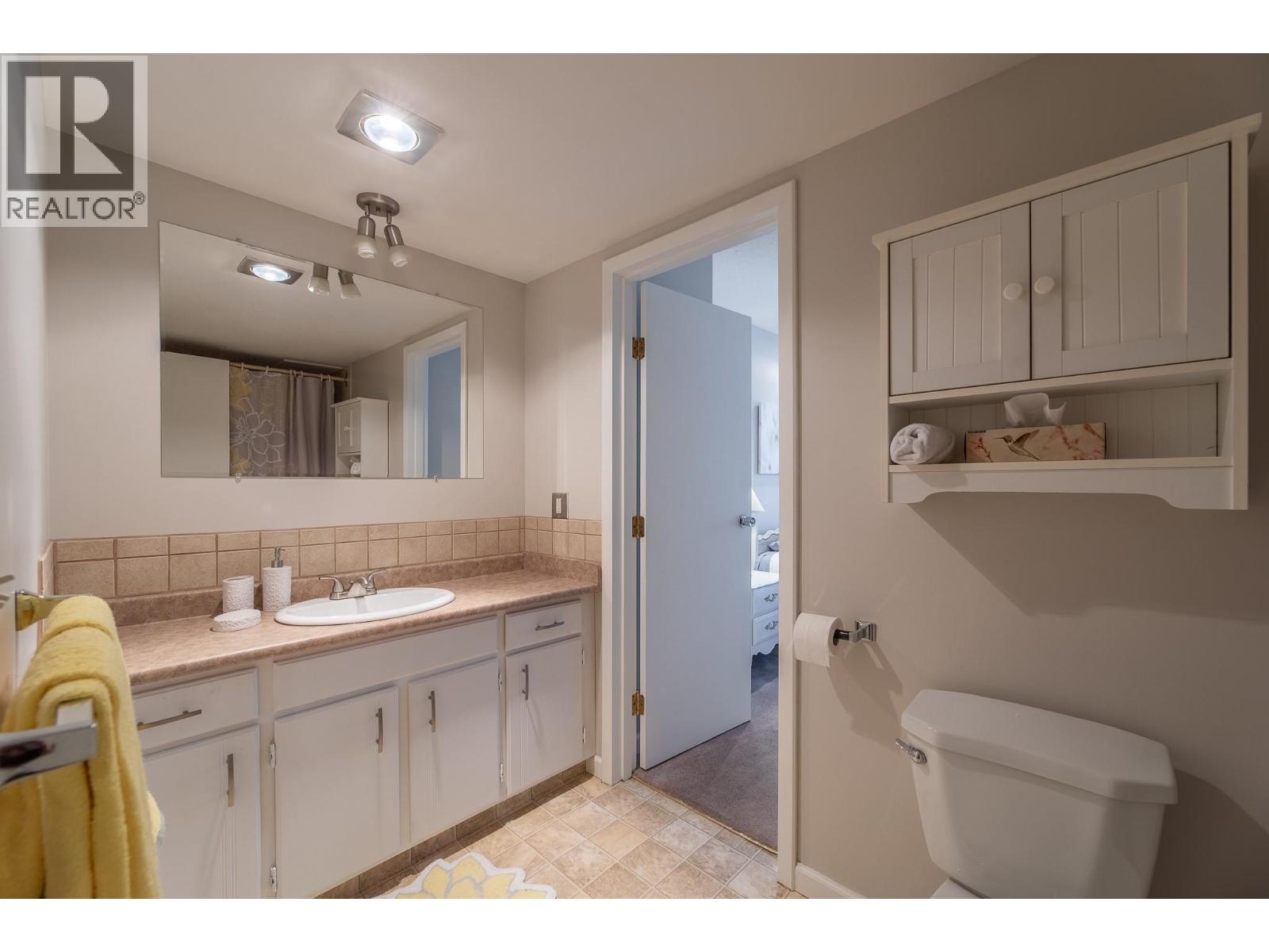 #203 22 Abbott Street - 10