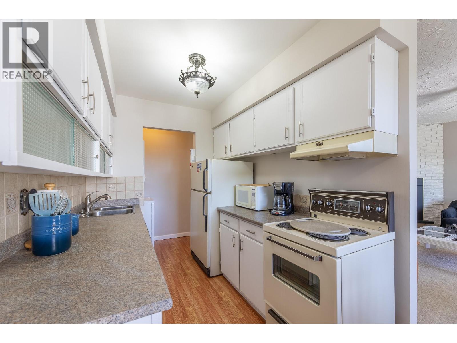 #203 22 Abbott Street - 14