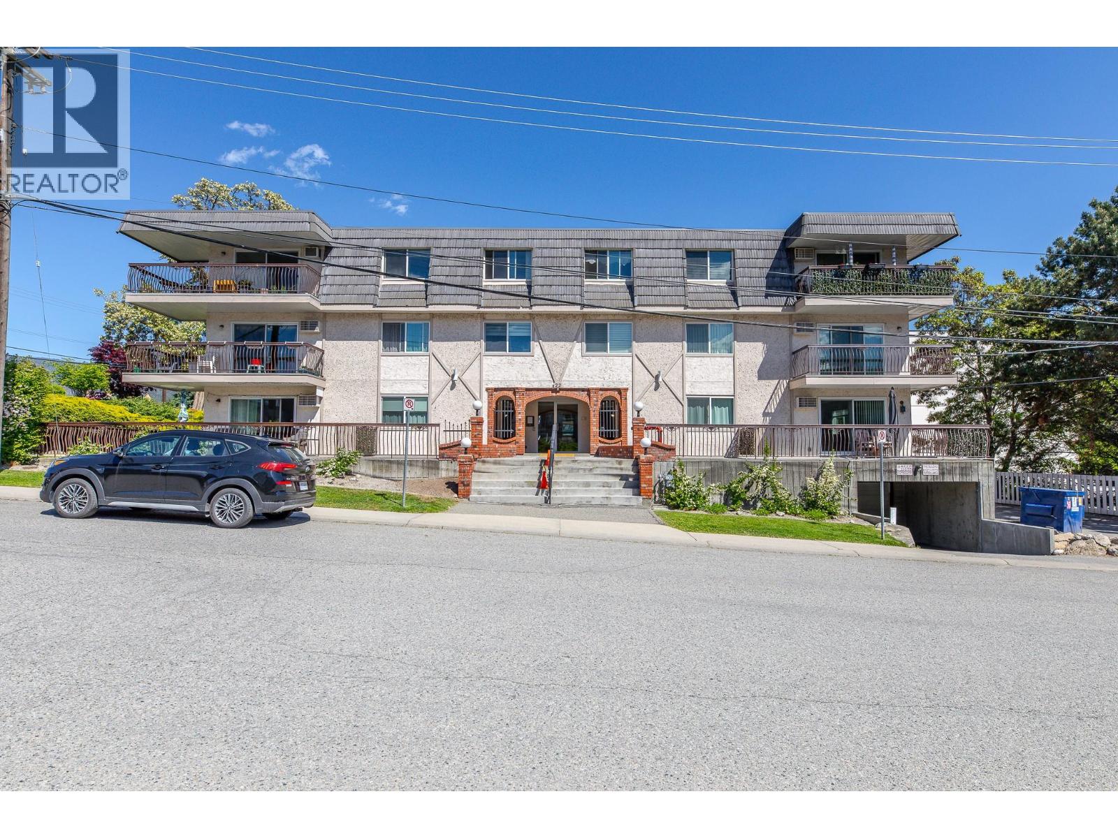 #203 22 Abbott Street - 23