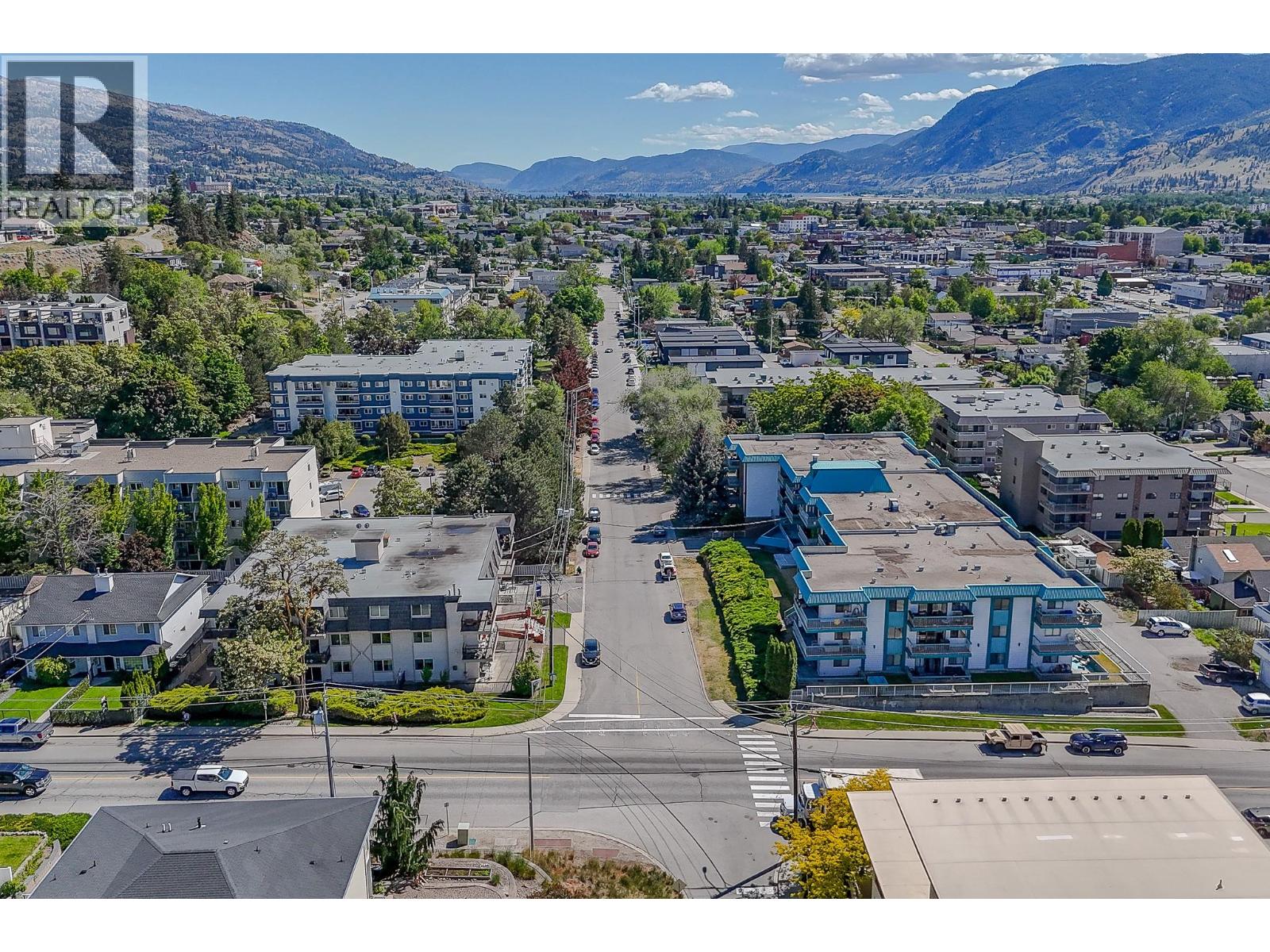 #203 22 Abbott Street - 28