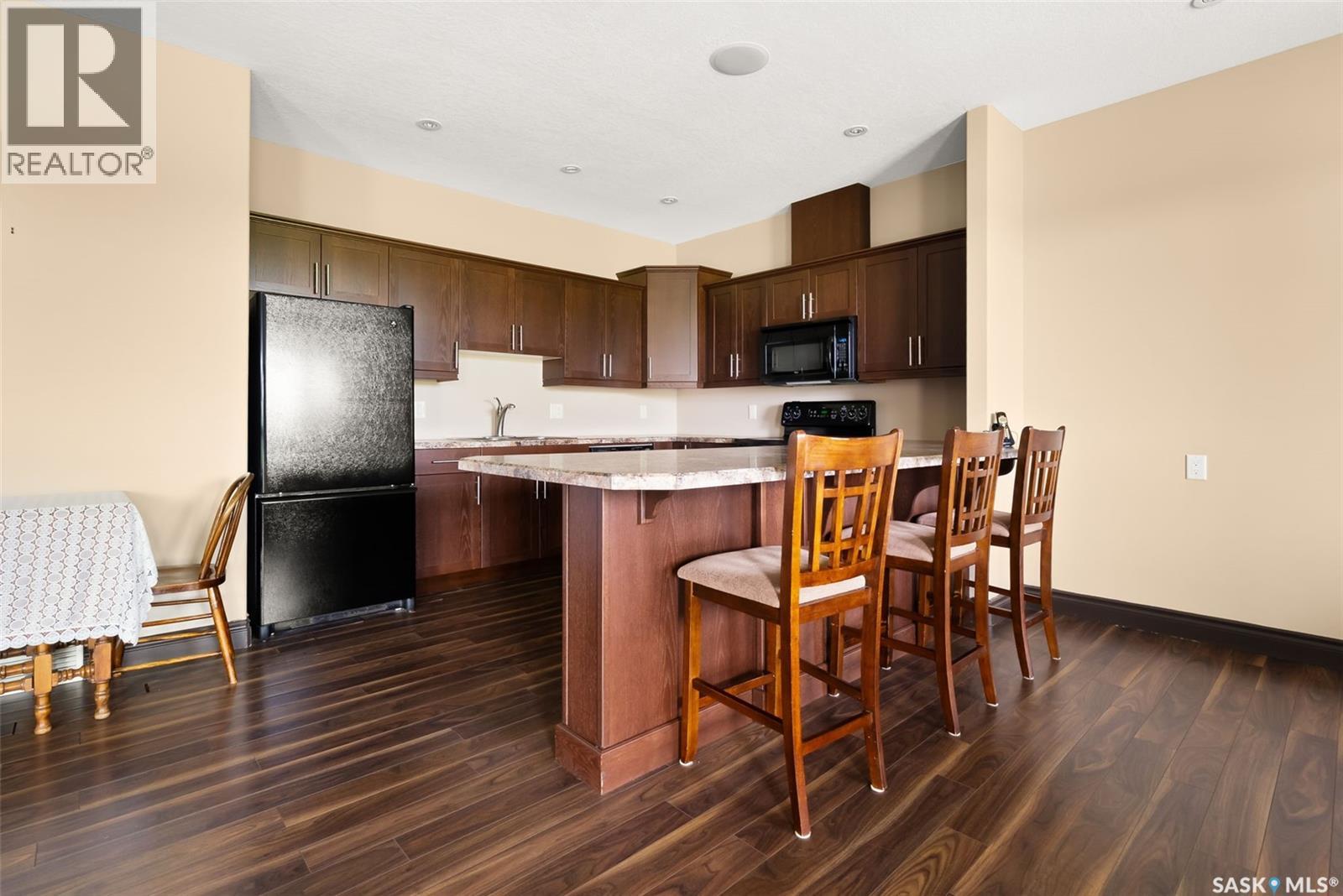 280 Hanley CRESCENT - 42