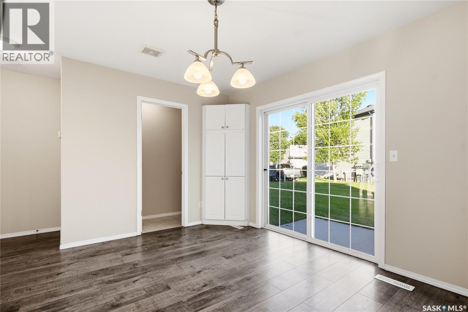 203 670 Kenderdine ROAD — photo 12