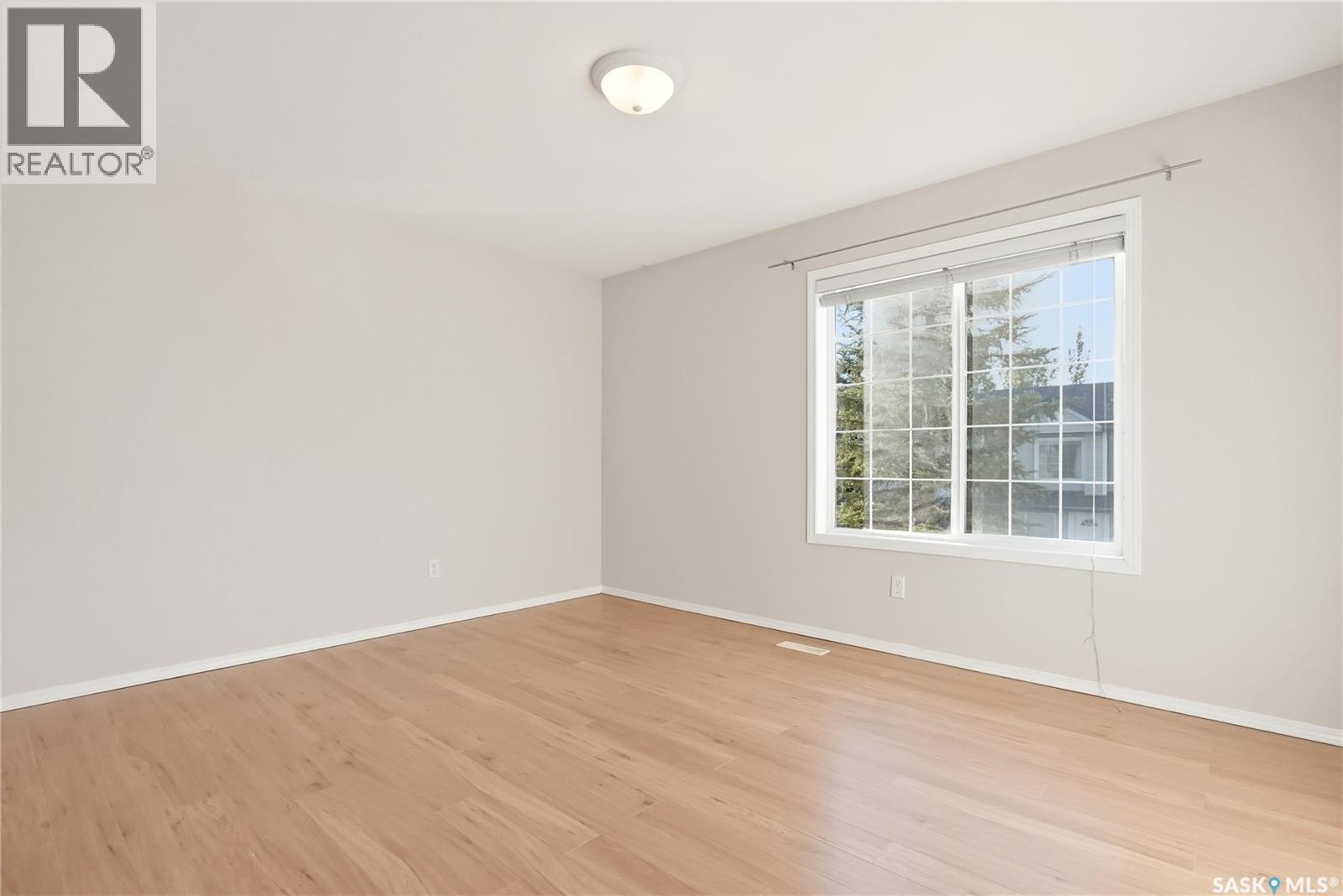 203 670 Kenderdine ROAD — photo 16