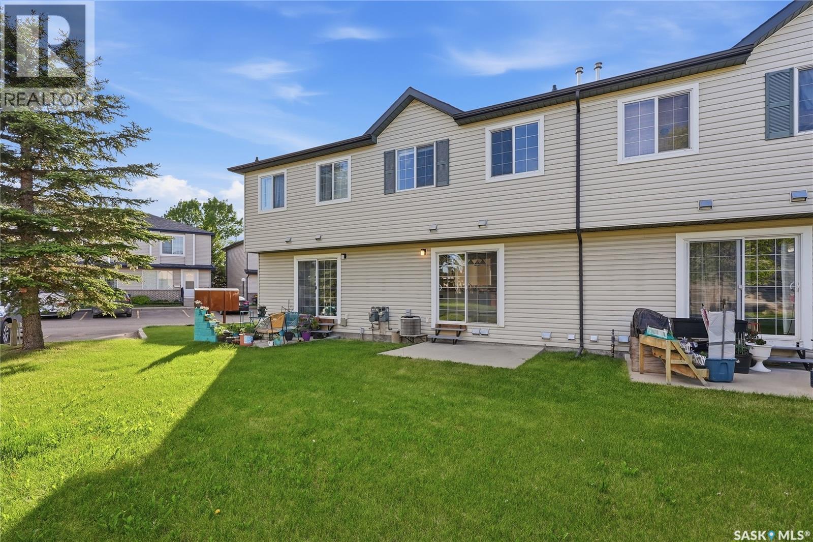 203 670 Kenderdine ROAD — photo 32