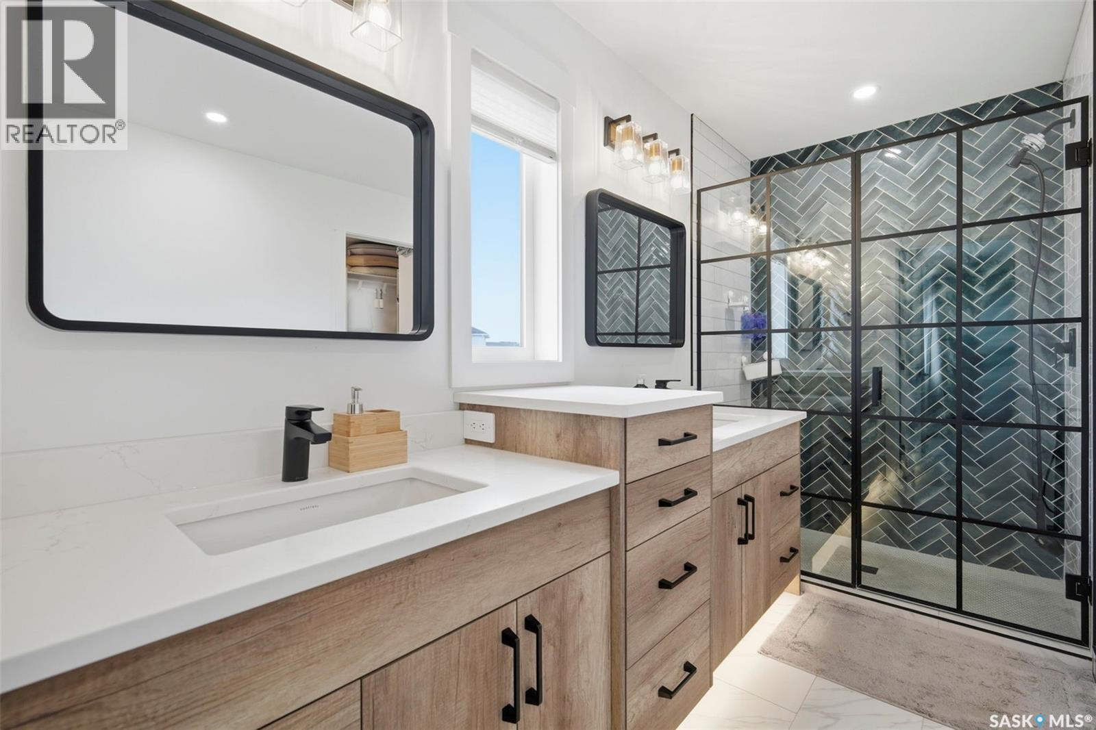 302 Chelsom MANOR — photo 19