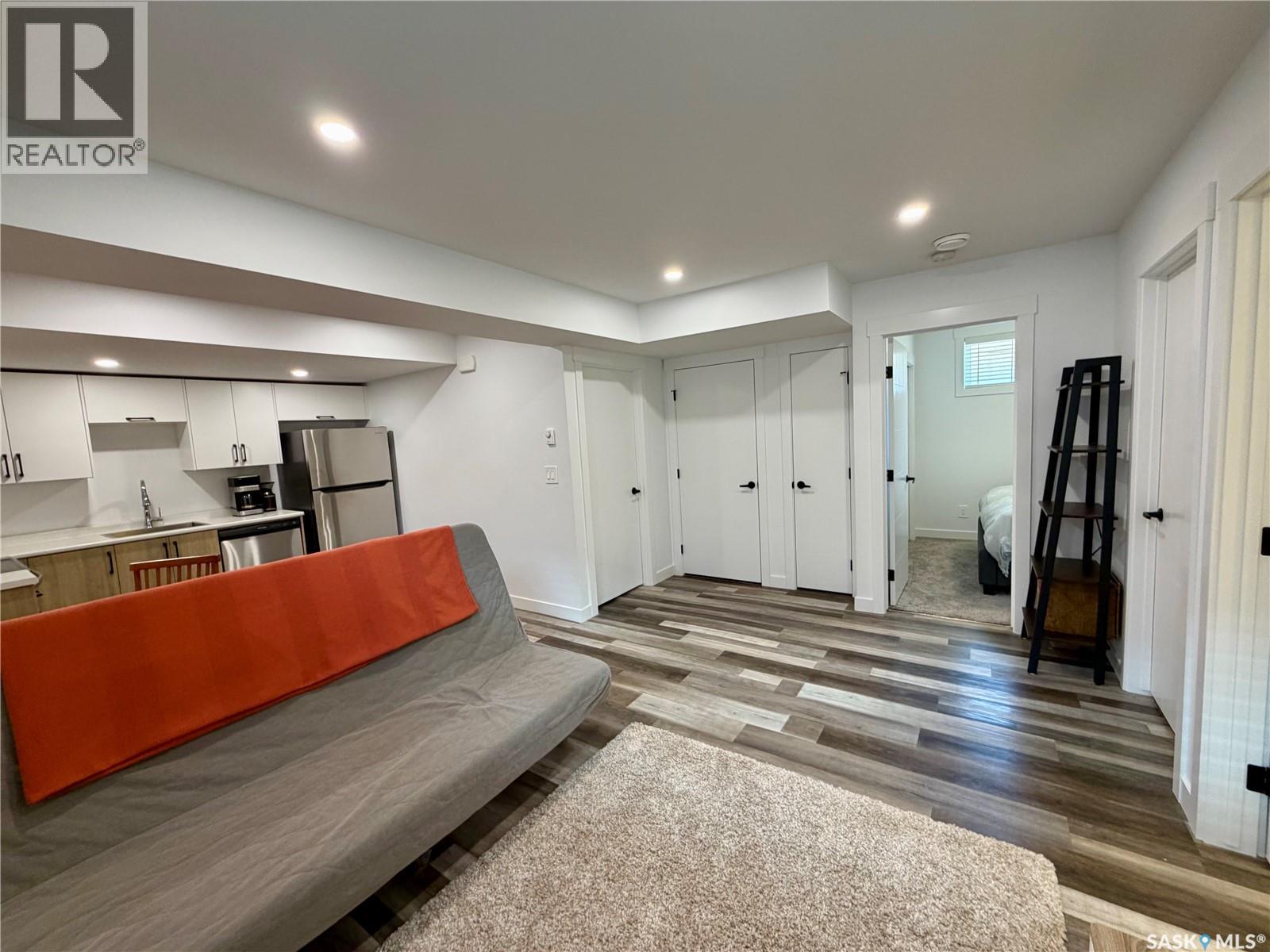 302 Chelsom MANOR — photo 34
