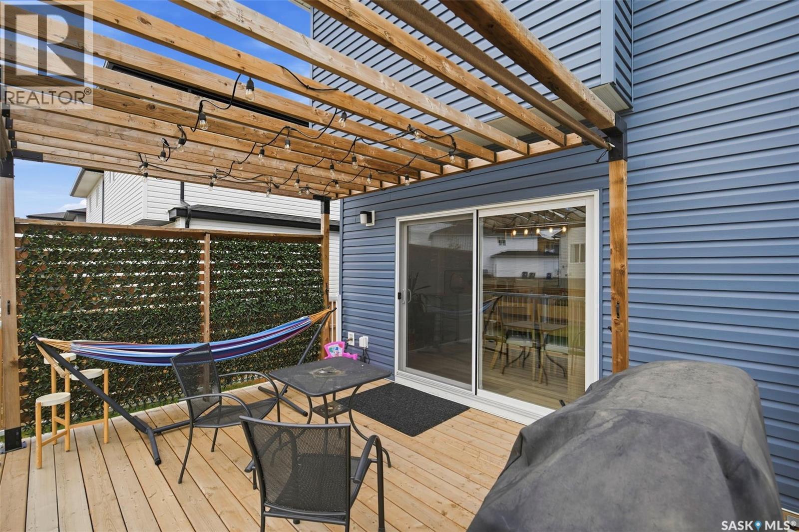 302 Chelsom MANOR — photo 40