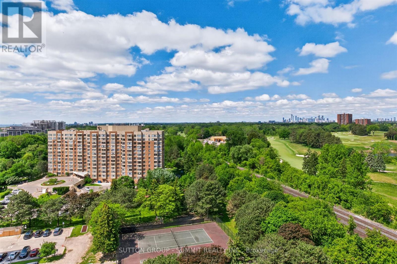 #1606 1535 LAKESHORE ROAD E - 33