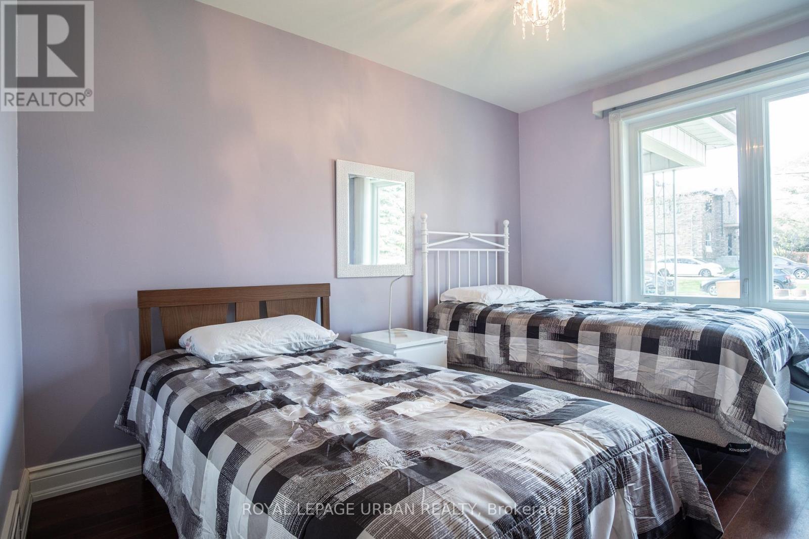 19 BATTERSEA CRESCENT - 12