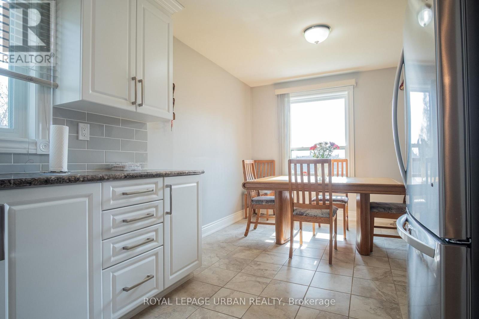 19 BATTERSEA CRESCENT - 9