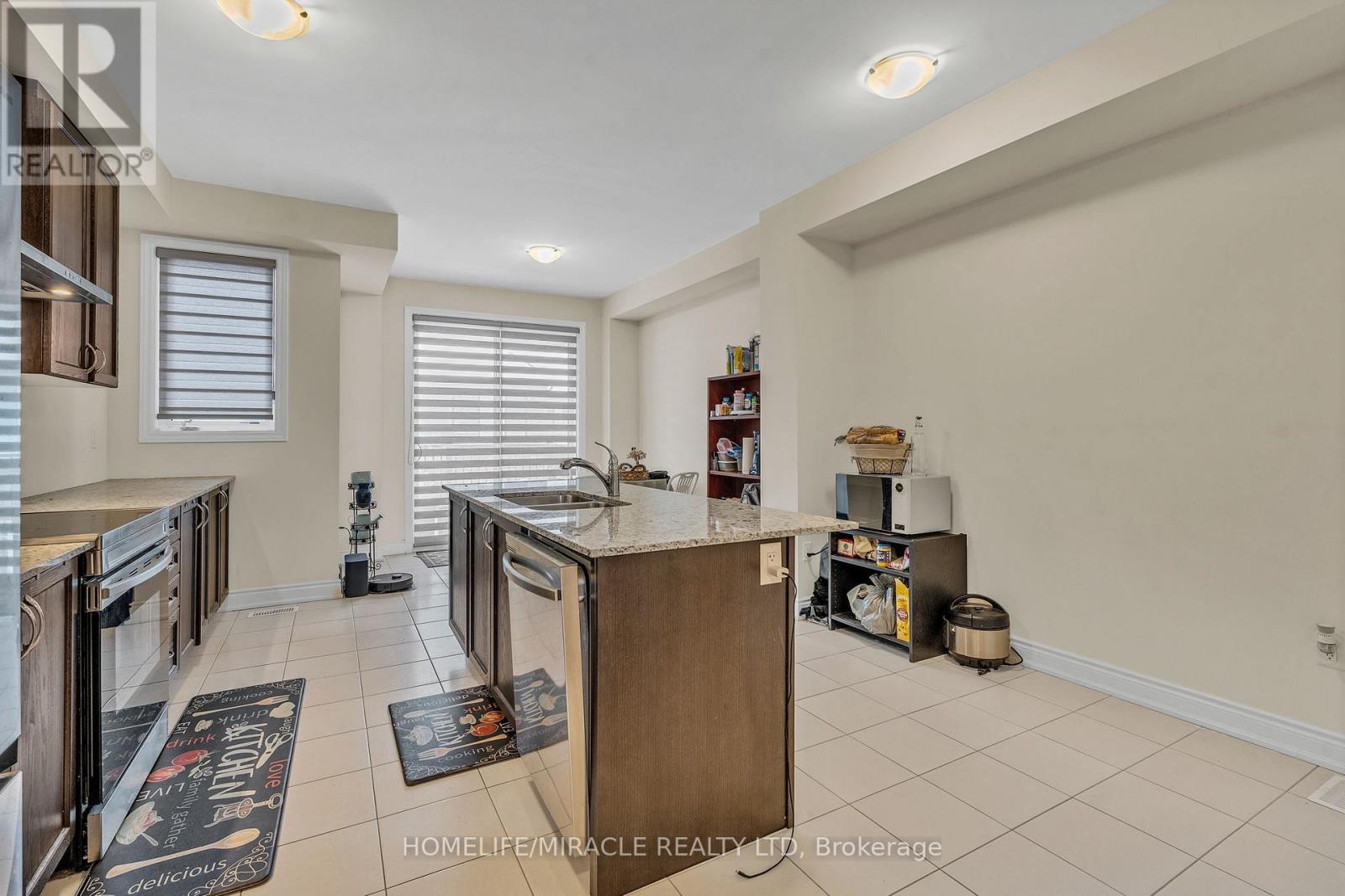 3373 SIXTH LINE - Image 9