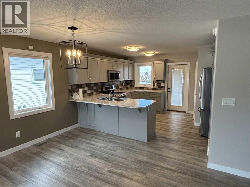 727 Cypress Lane — photo 11