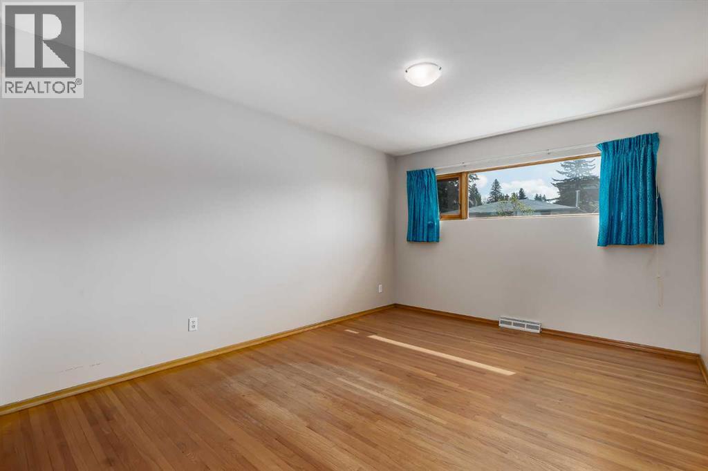 47 Clarendon Road NW — photo 17