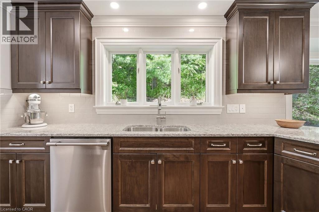 1811 OLD WATERDOWN Road - 17