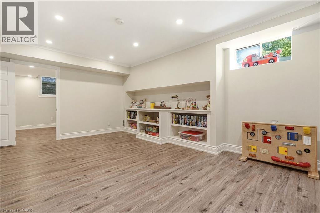 1811 OLD WATERDOWN Road - Image 37
