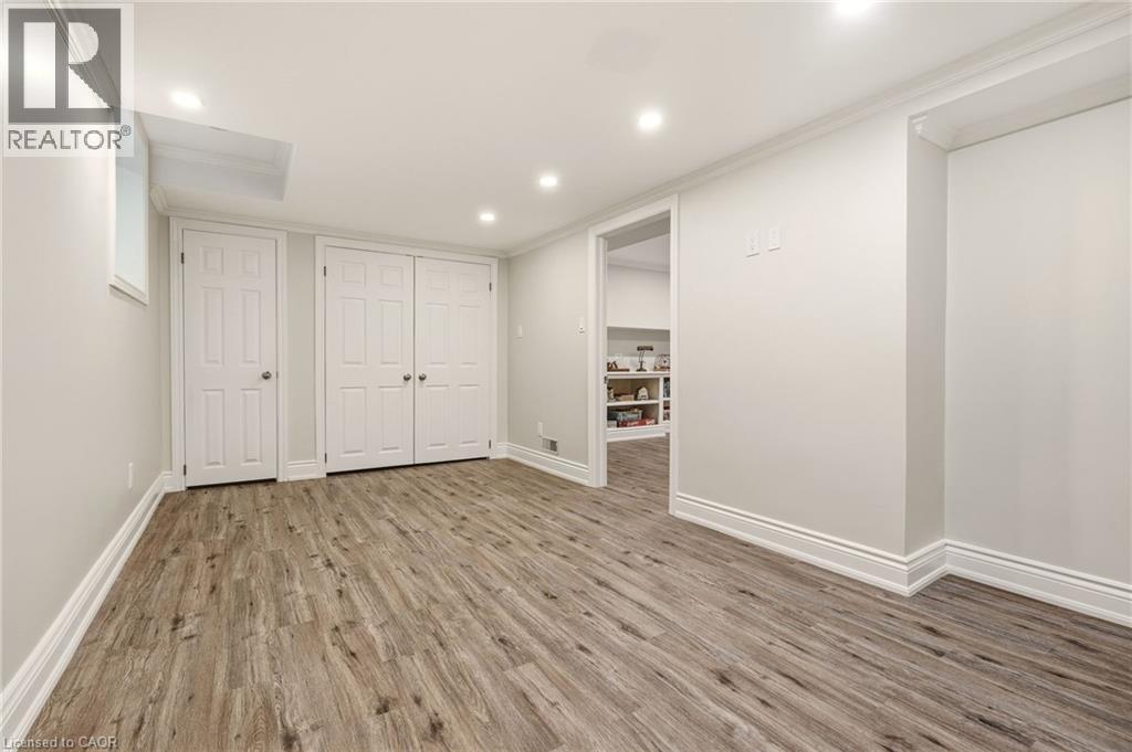 1811 OLD WATERDOWN Road - Image 39