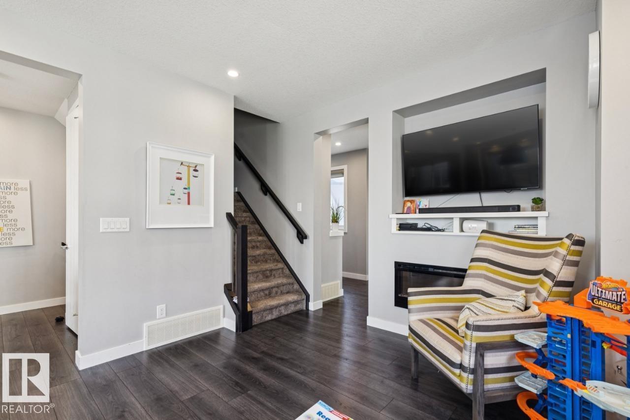 #45 16903 68 ST NW - 12