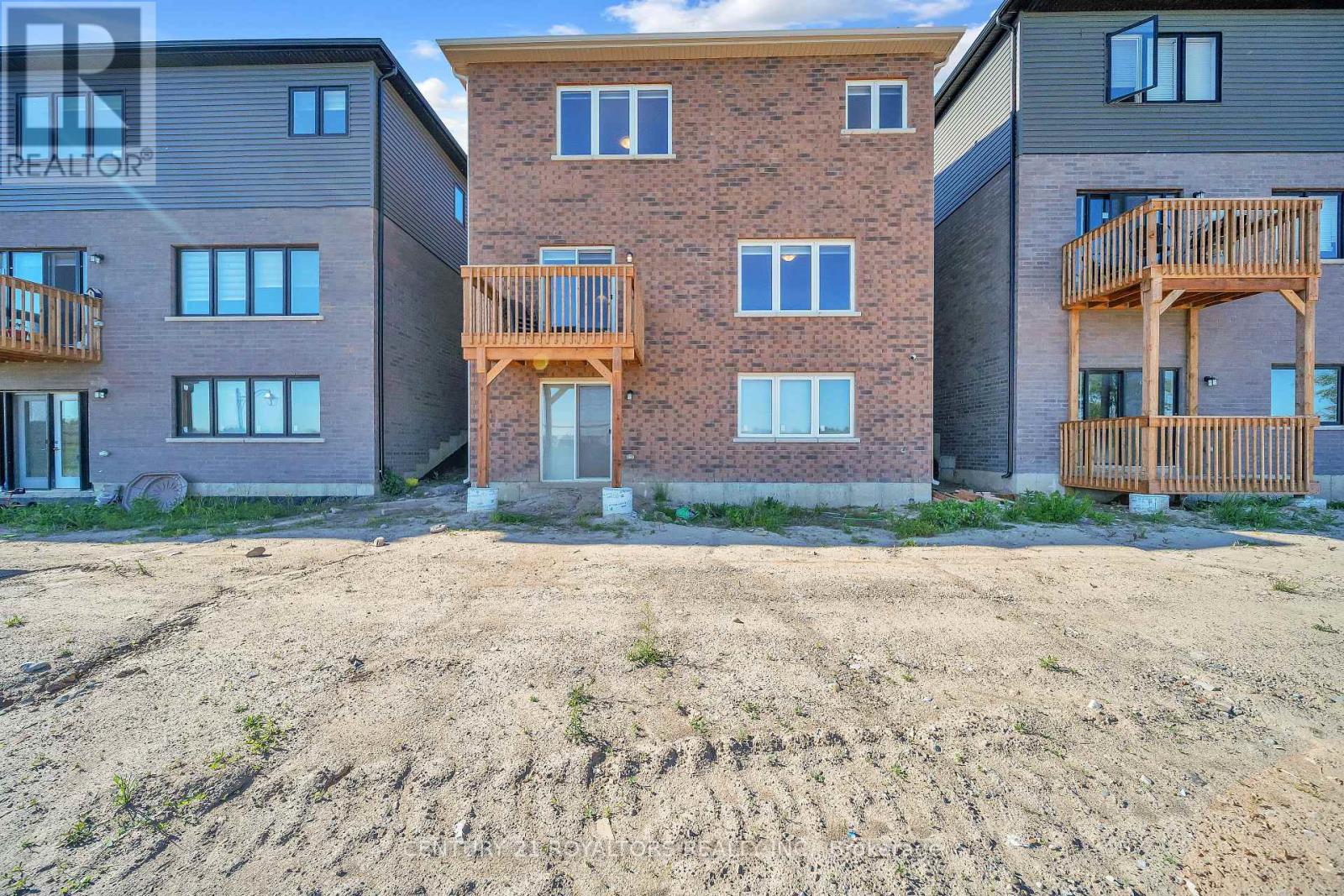 116 HITCHMAN STREET - 44