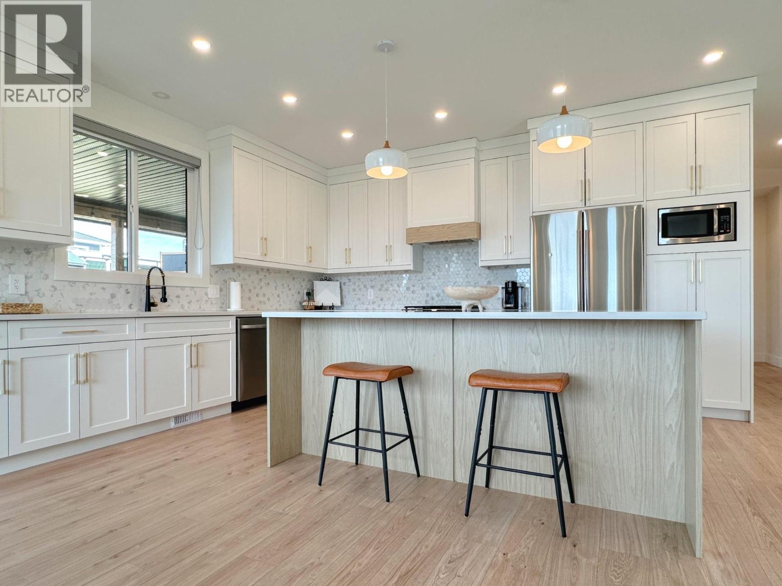 3627 FAIRWINDS Drive - 7