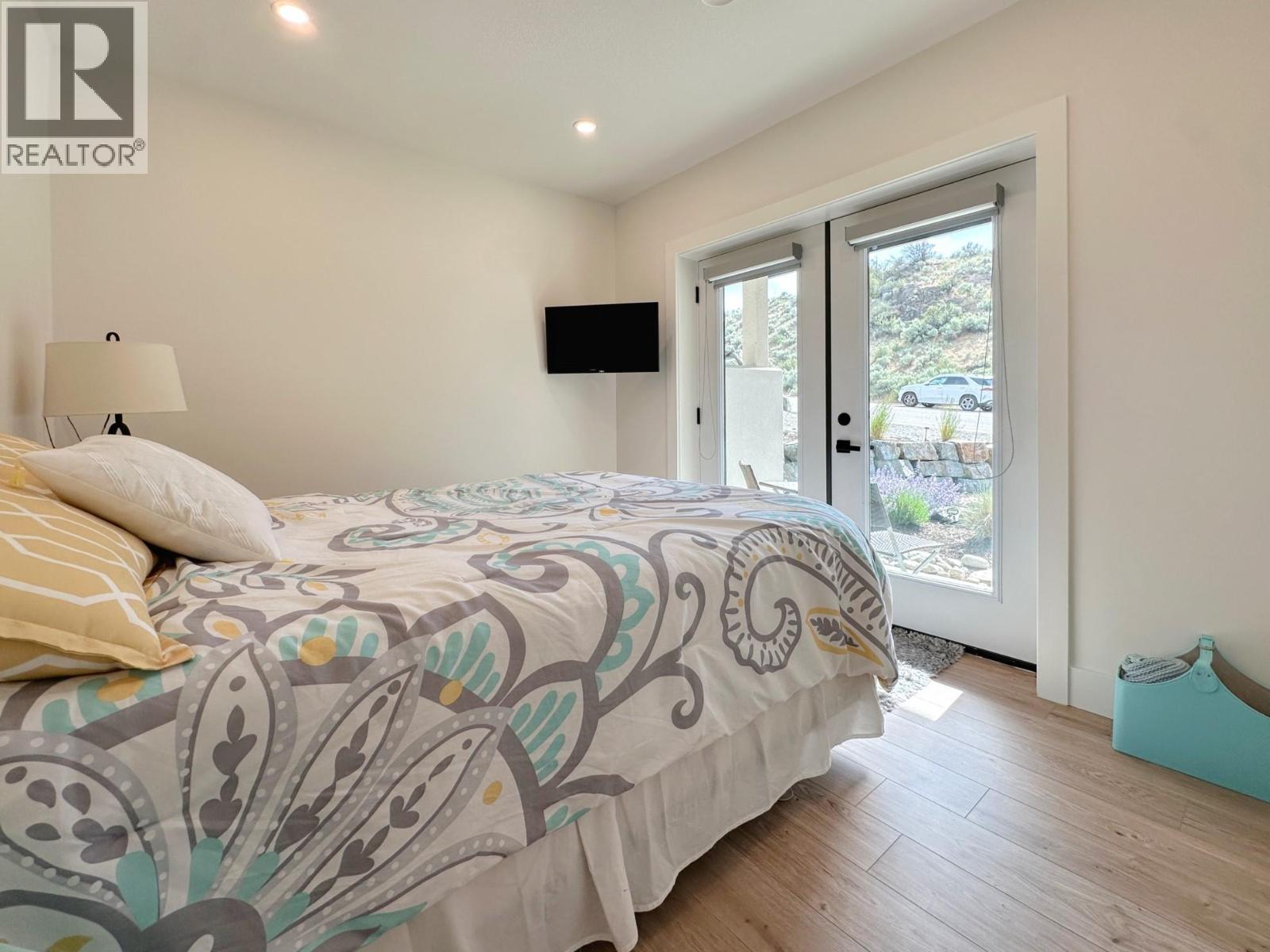 3627 FAIRWINDS Drive - 19