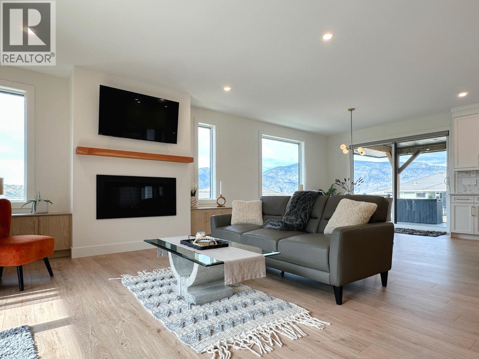 3627 FAIRWINDS Drive - 4