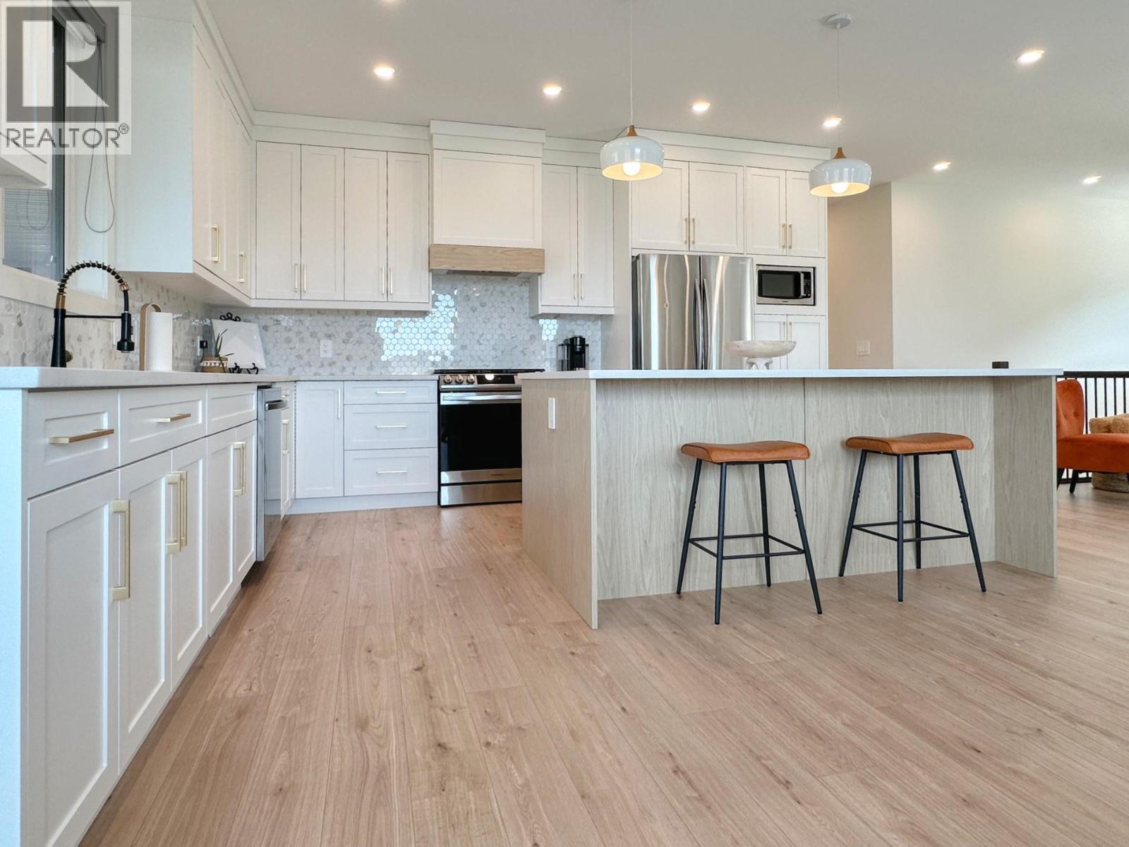 3627 FAIRWINDS Drive - 12