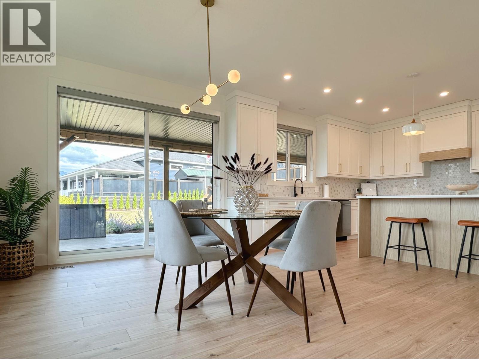 3627 FAIRWINDS Drive - 3