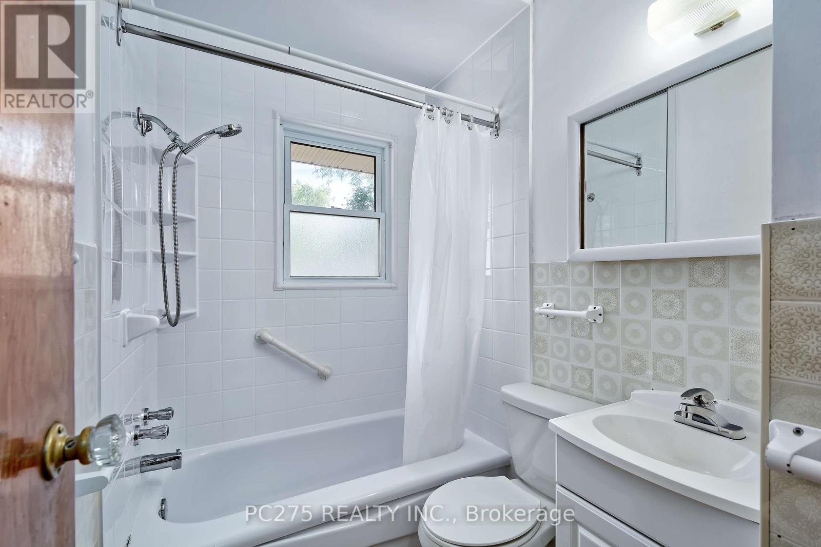 1461 TRAFALGAR STREET - 12