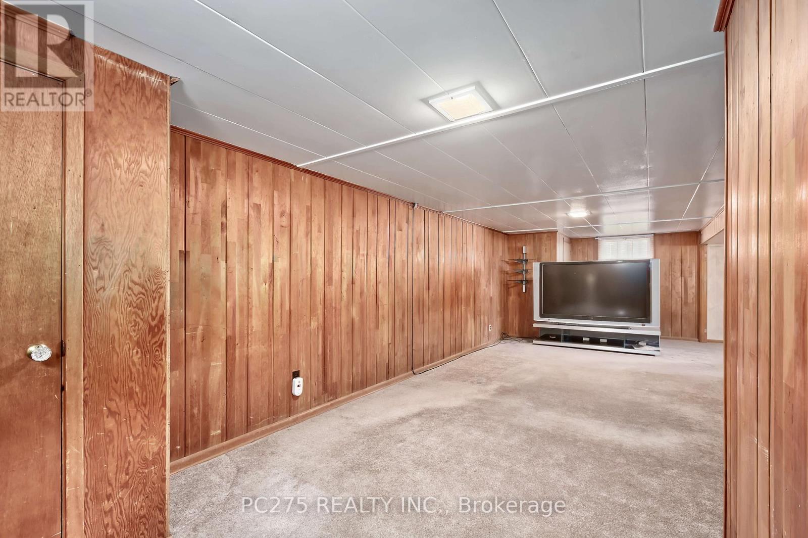 1461 TRAFALGAR STREET - 17