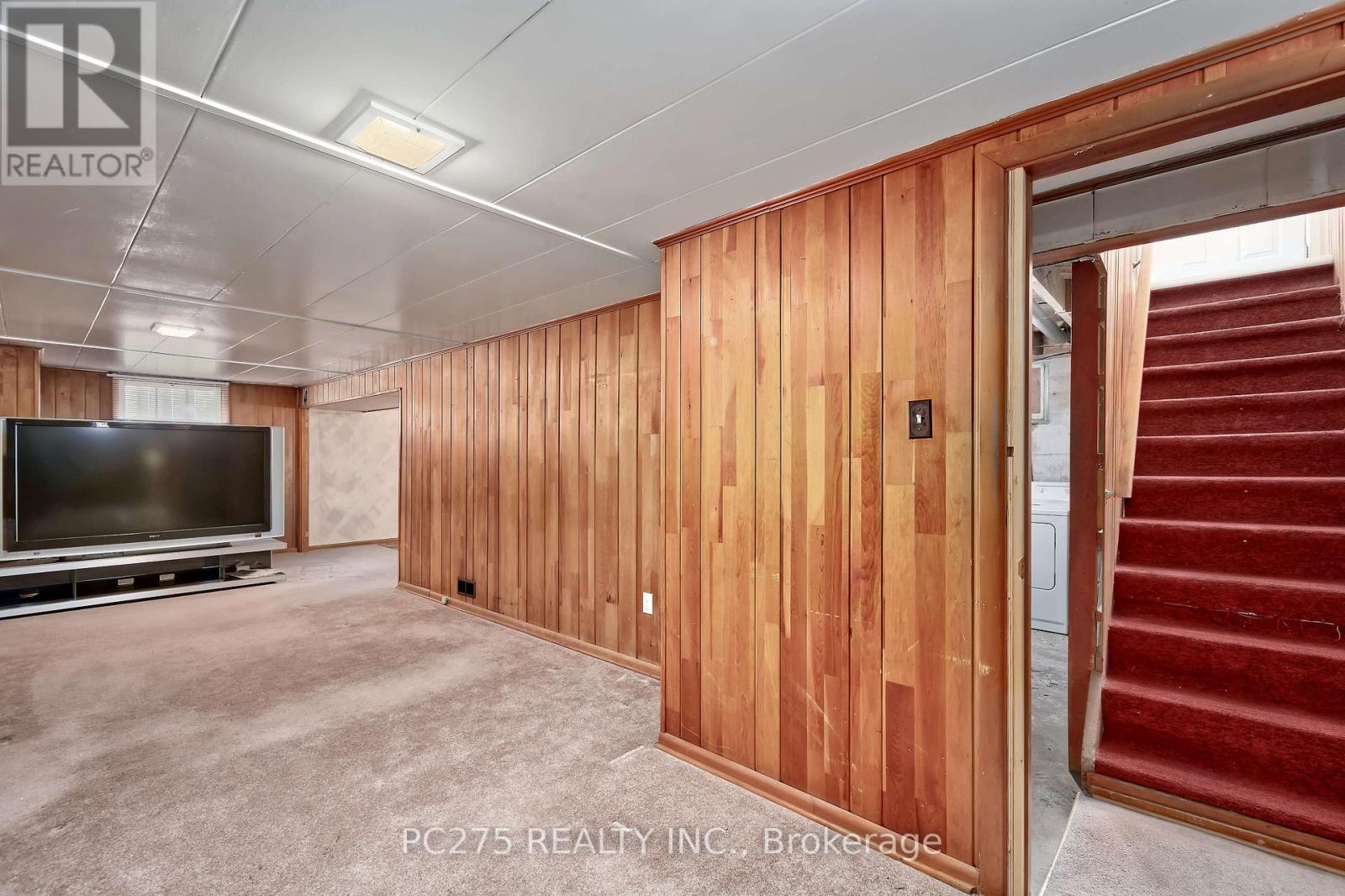 1461 TRAFALGAR STREET - 18