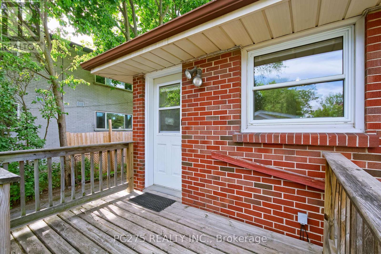 1461 TRAFALGAR STREET - 24