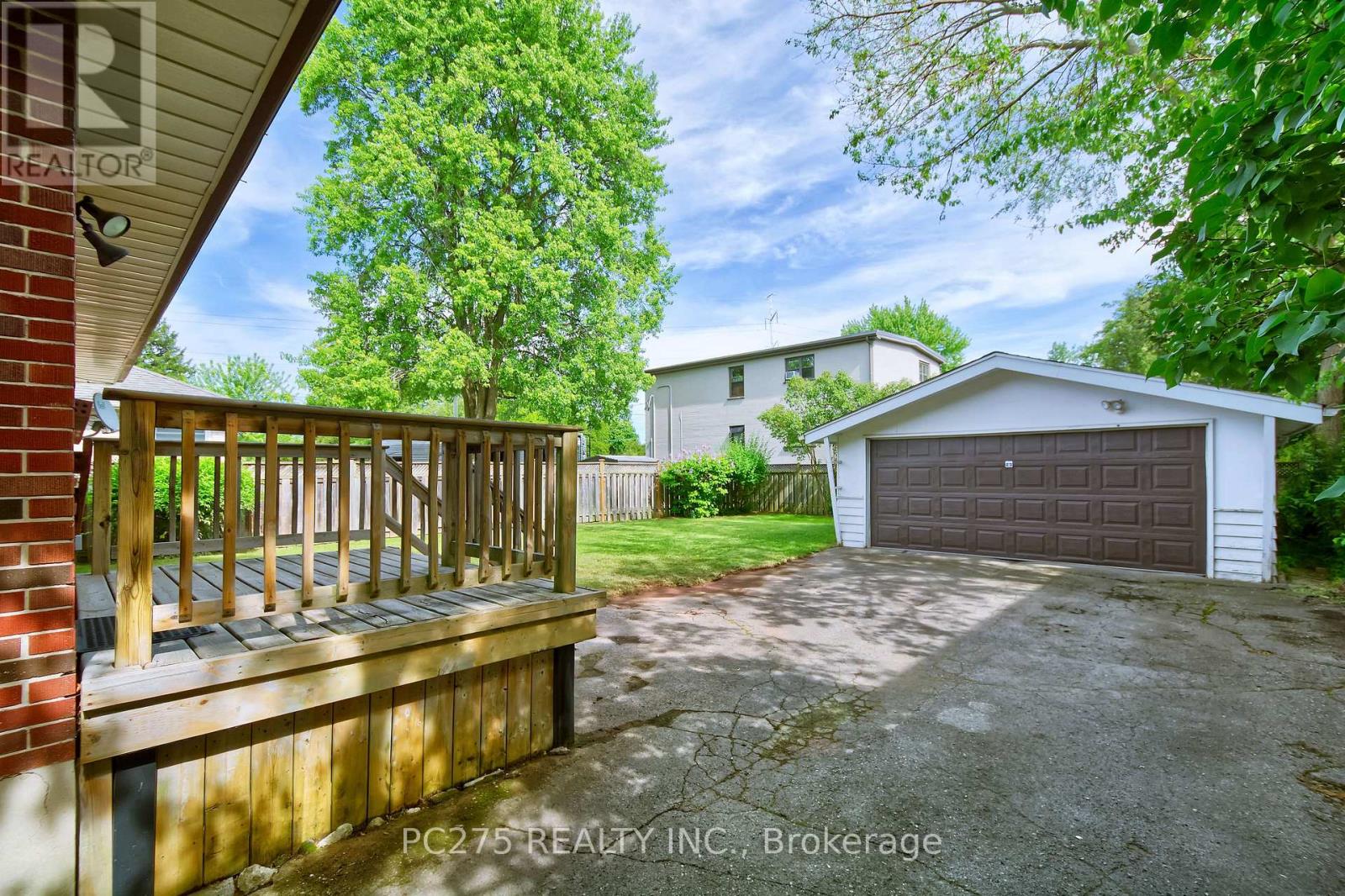 1461 TRAFALGAR STREET - 25