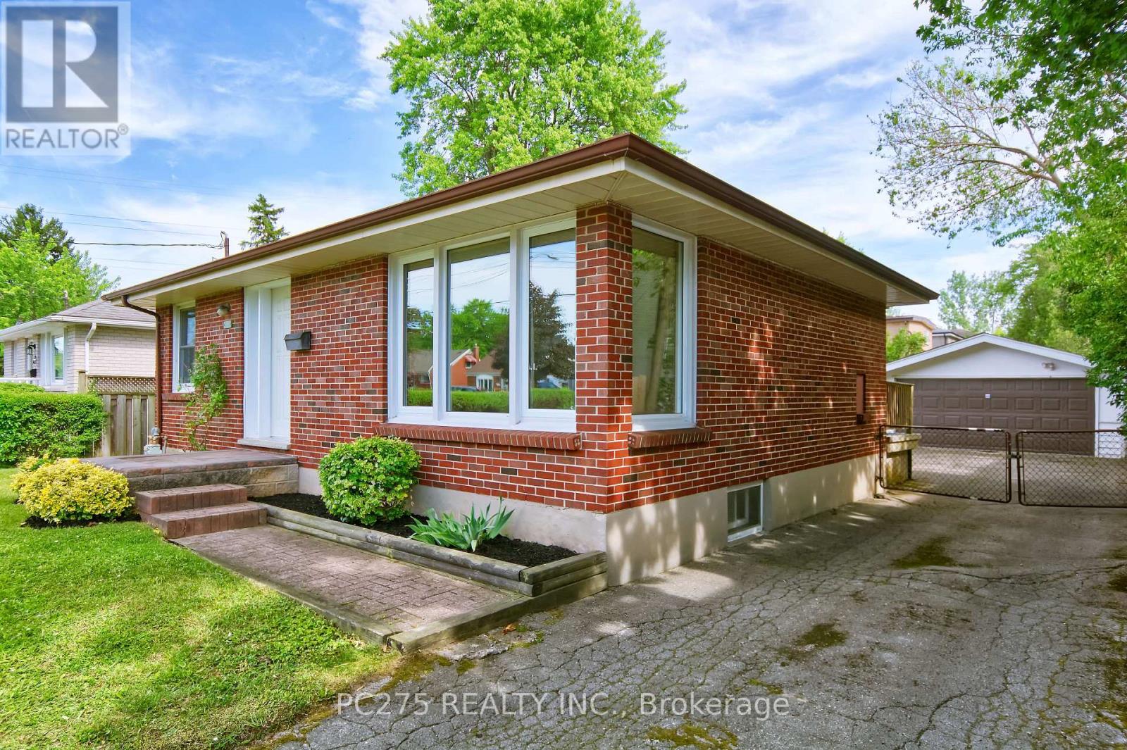 1461 TRAFALGAR STREET - 4