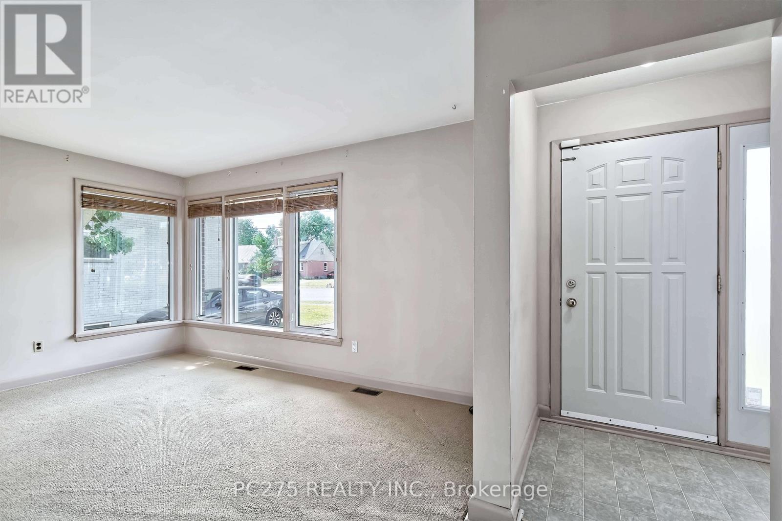 1461 TRAFALGAR STREET - 5