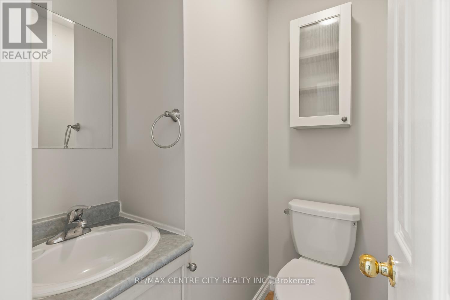 #42 9 AILSA PLACE - 25