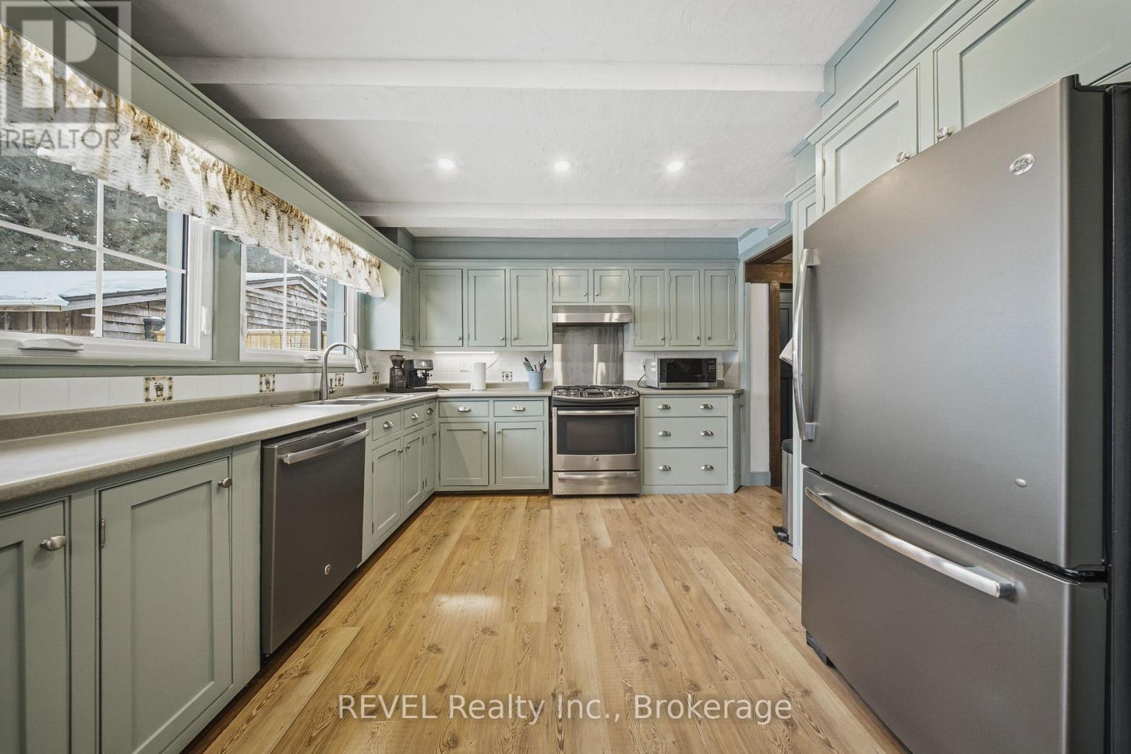 14382 NIAGARA RIVER PARKWAY - 14