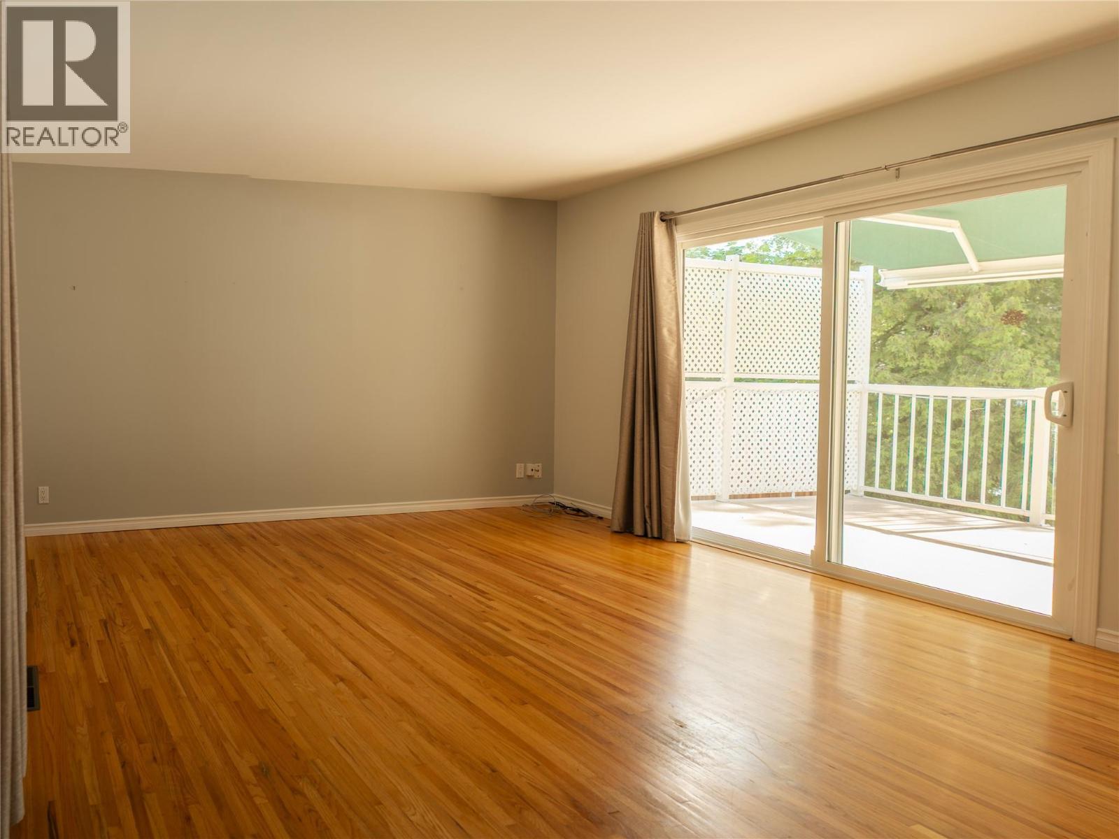 615 Eighth Street - 14