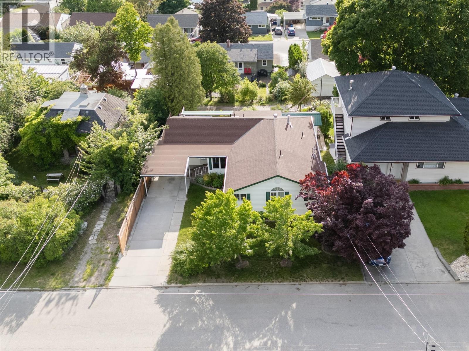 615 Eighth Street - 4
