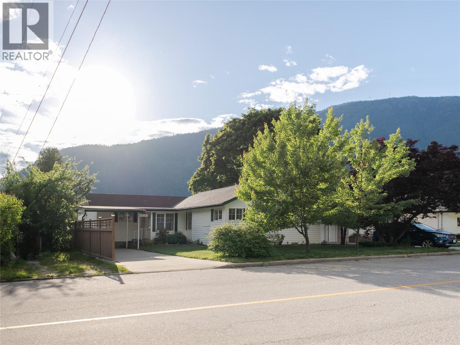 615 Eighth Street - 65